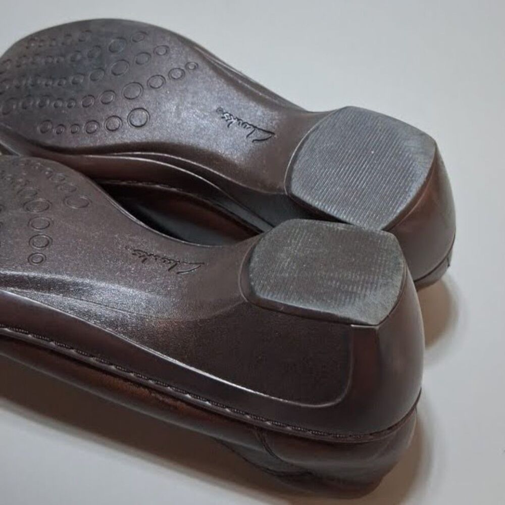 Clarks Brown Leather Slip On Loafers Size 10M Comfort Low Wedge Shoes 88803 - Picture 6 of 7